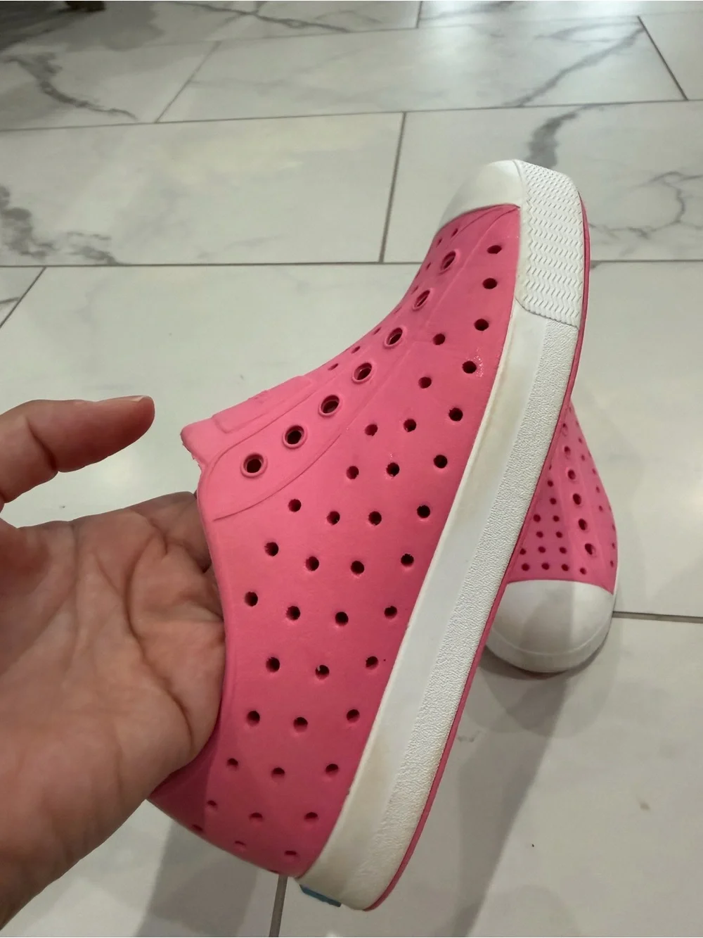 Native Kids Slip-On Water Shoe in Bright Pink with White Toe